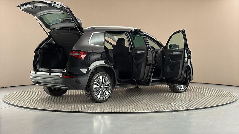 Škoda Karoq 1.5 TSI DSG Drive - fotka 6 z 26