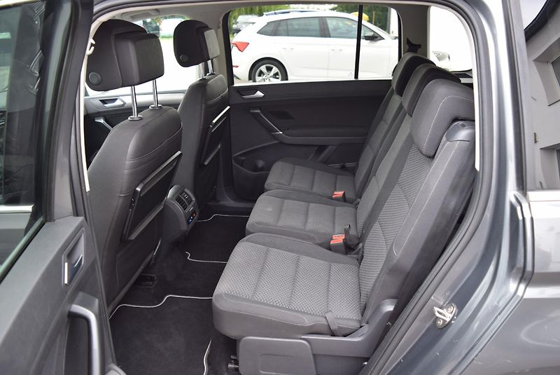 Volkswagen Touran (2017) 1.4TSI 110kw 7MÍST CLBMT APP  - fotka 14 z 46