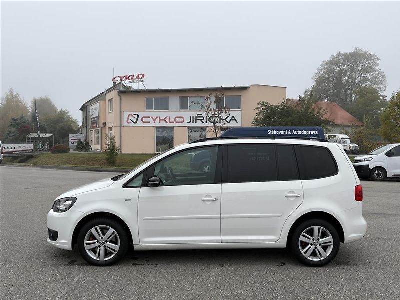 Volkswagen Touran 2,0 TDi 103kW Xen,Pano,Nez.top - fotka 40 z 42