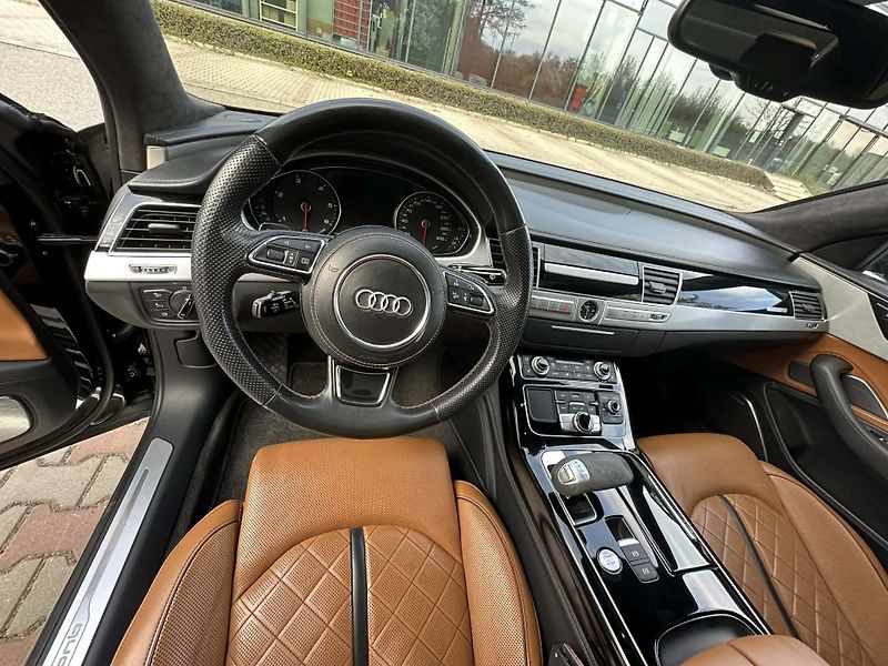Audi A8 (2014) Long - fotka 31 z 31