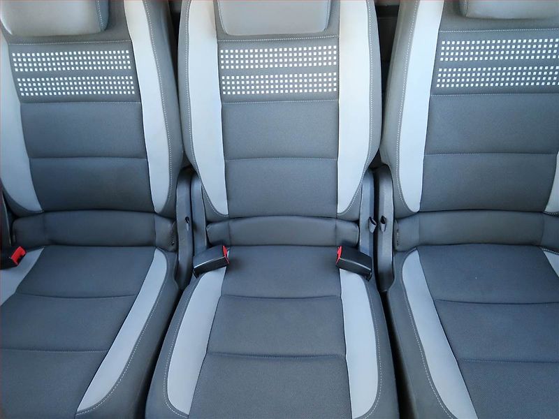 Volkswagen Touran (2013) Comfortline 2.0 TDI - fotka 10 z 18