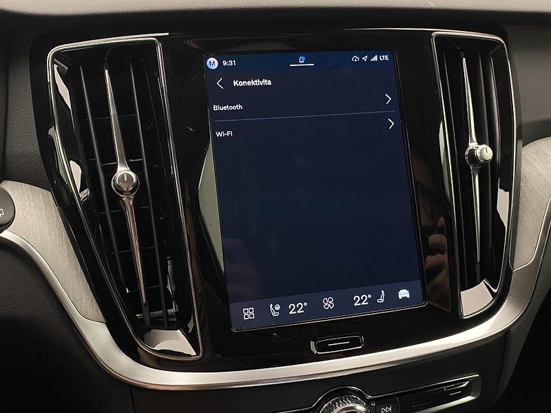 Volvo V60 (2026) B4 AUT DARK PLUS - fotka 57 z 66
