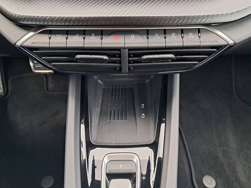 Škoda Octavia (2025) IV RS 2.0 TSI / 195 kW  DSG7 - fotka 16 z 32
