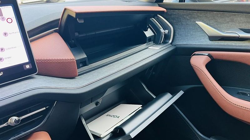 Škoda Kodiaq (2024) 2.0 TDI 142kW 4x4 DSG Exclusiv - fotka 35 z 64