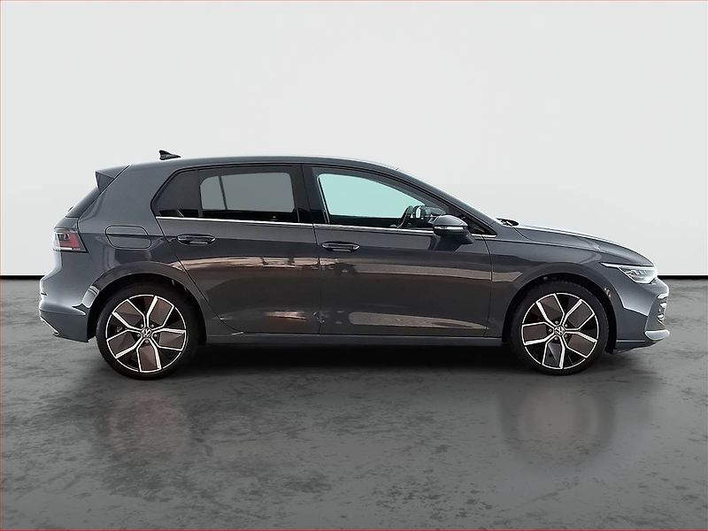 Volkswagen Golf (2024) 1.5 eTSI - fotka 6 z 22