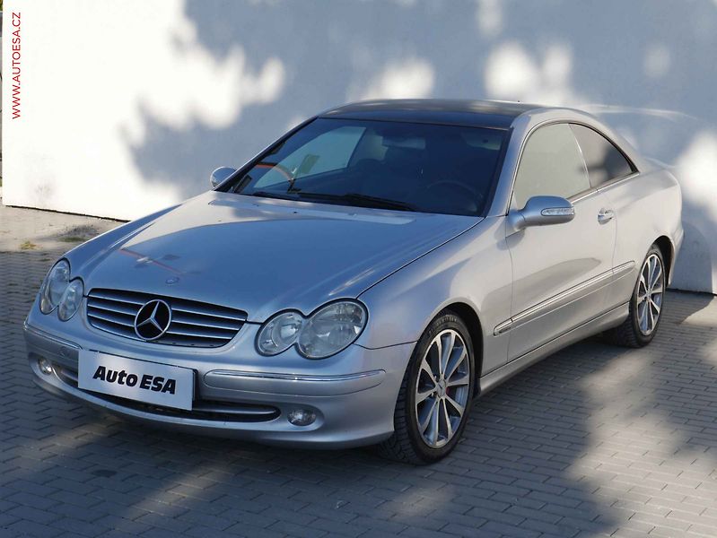 Mercedes-Benz CLK (2005) 2.7CDi, AC, kůže - fotka 3 z 18