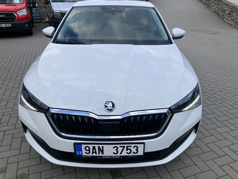 Škoda Scala (2022) 1.0TSI 70kW AMBITION - fotka 11 z 23