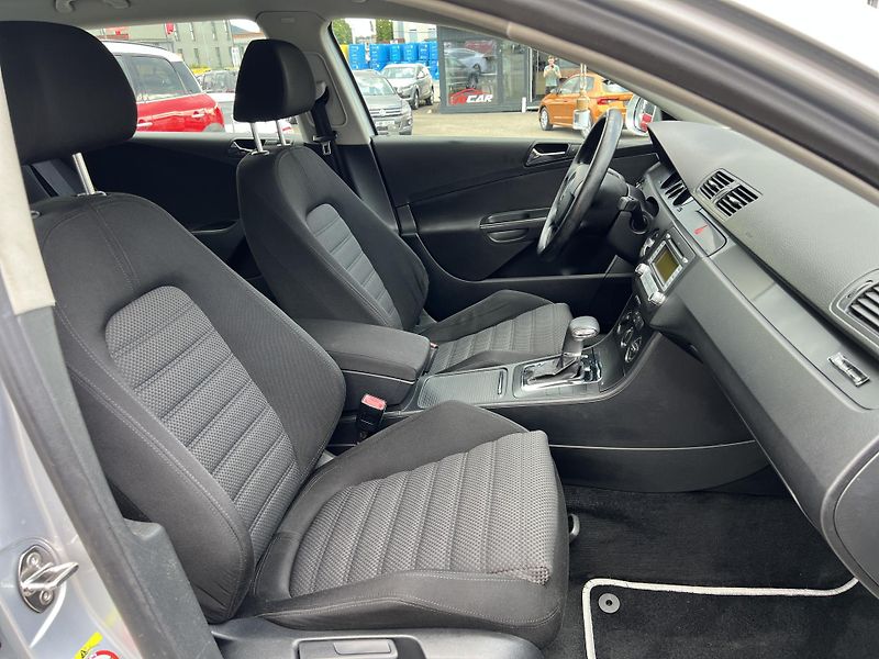 Volkswagen Passat Variant 2.0TDi 125kw DSG ALU - fotka 29 z 41