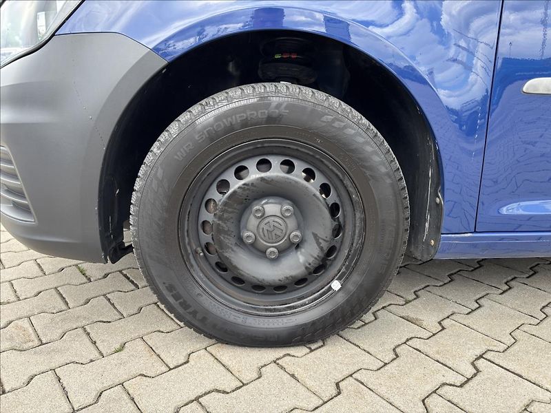 Volkswagen Caddy 2,0 TDi 75kW DPH - fotka 7 z 28