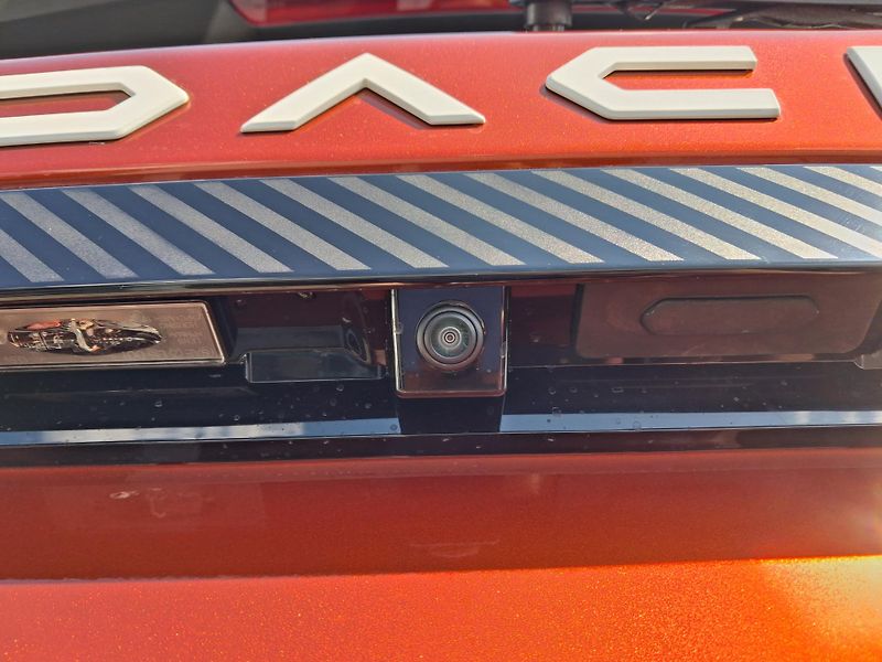 Dacia Bigster (2026) Expression mild hybrid-G 140 - fotka 30 z 37