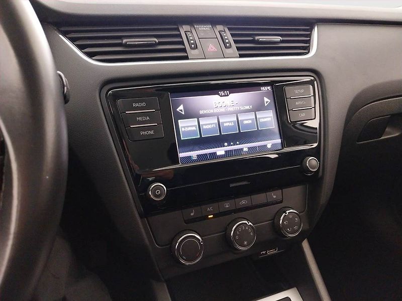 Škoda Octavia (2018) Ambition Plus 1.5 TSI, ČR - fotka 12 z 18