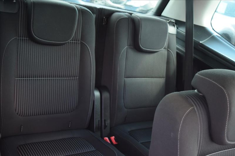 Seat Alhambra 2,0 TDI 100KW 7MÍST TOP VÝBAVA - fotka 24 z 50