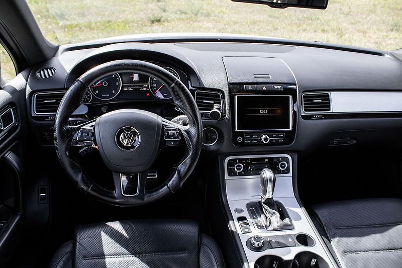 Volkswagen Touareg - fotka 23 z 40