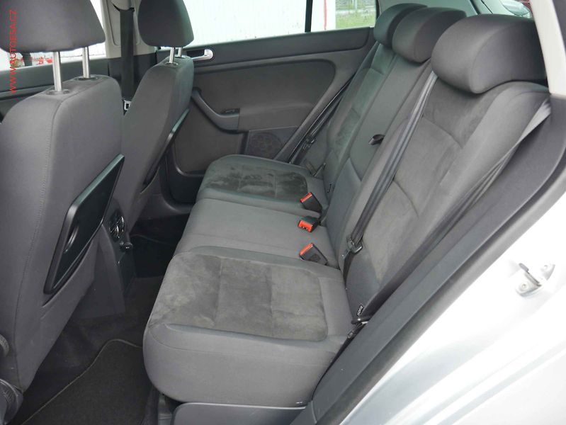 Volkswagen Golf Plus (2010) 2.0 TDi, ČR, AC, tempo, park - fotka 10 z 17