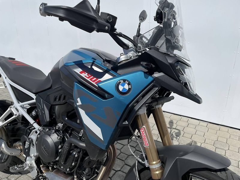 BMW (2026) F 900 GS - fotka 4 z 12