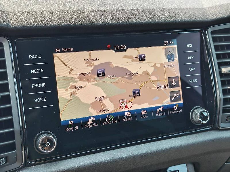 Škoda Kodiaq Sportline DSG 2,0TDI - fotka 18 z 26