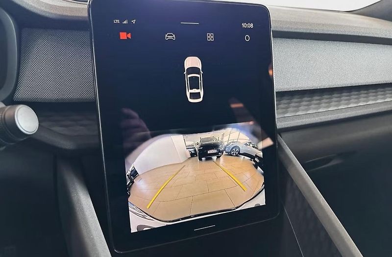 Polestar 2 LR AWD Pilot 360k BLIS Matrix - fotka 11 z 32