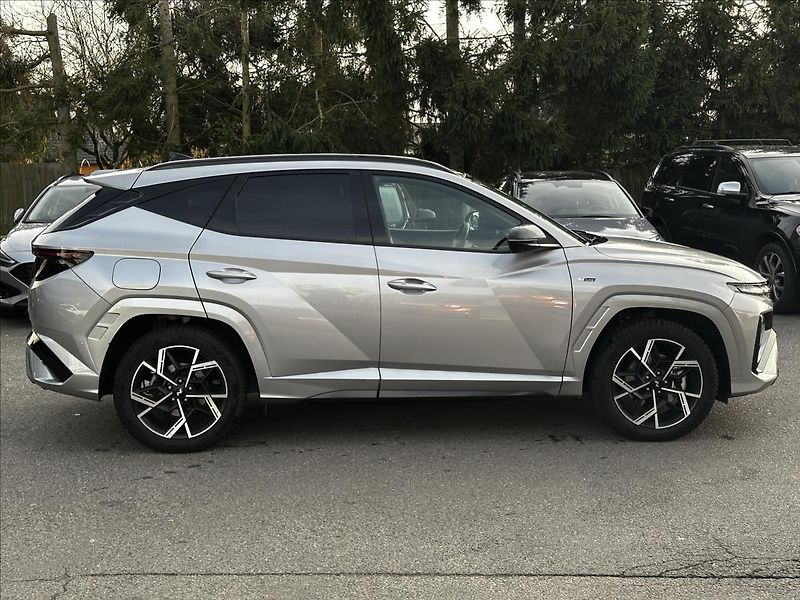 Hyundai Tucson 1,6 PHEV 4WD N-line Styl Prem. - fotka 7 z 18