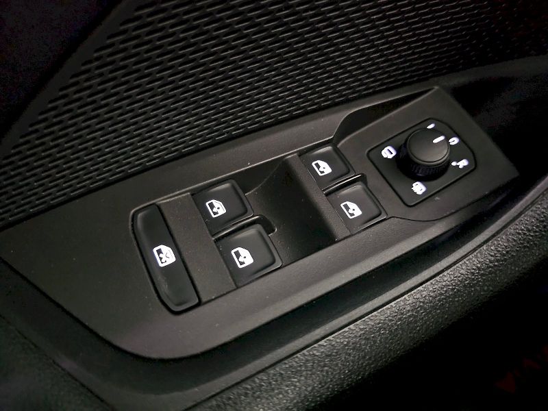 Škoda Octavia (2023) 2.0TDI 4x4 110kW DSG SCOUT TAŽ - fotka 24 z 30