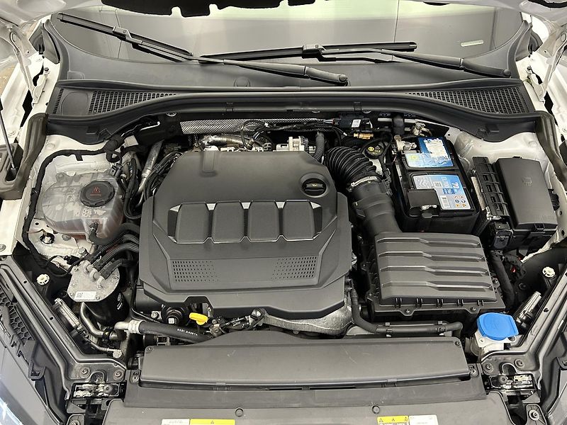 Škoda Superb 2.0 TDI 4x4 SportLine - fotka 29 z 31