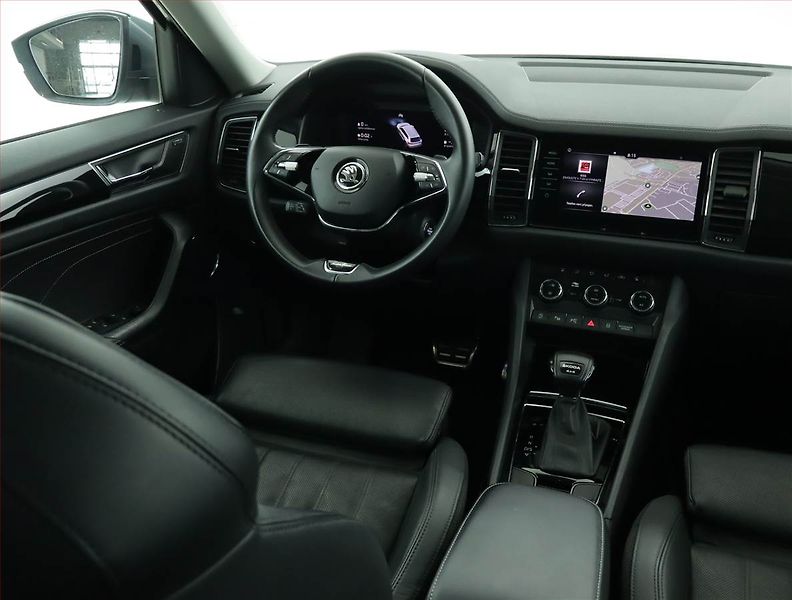 Škoda Kodiaq (2023) Laurin&Klement 2.0 TDI - fotka 7 z 17