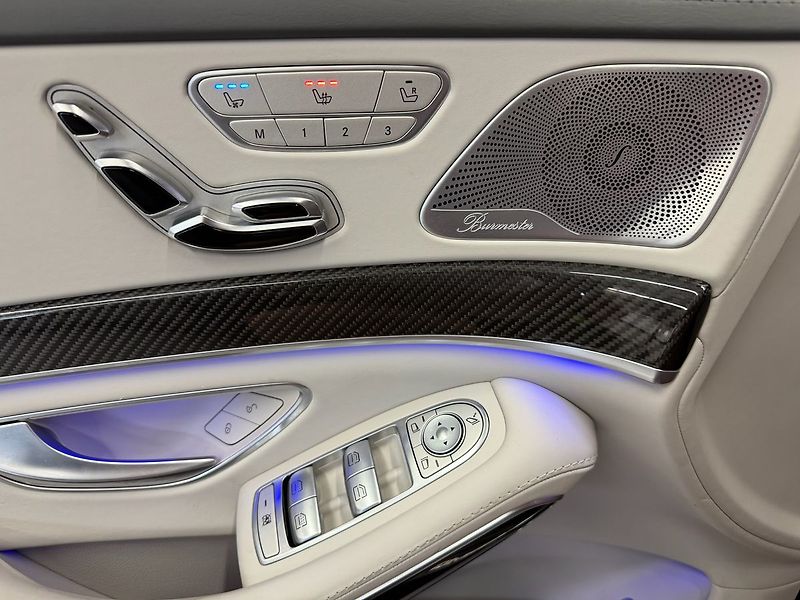 Mercedes-Benz Třídy S V8 4MATIC LONG, WEBASTO, PANOR - fotka 27 z 31