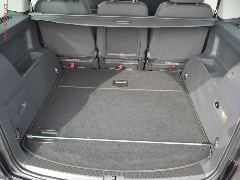Volkswagen Touran (2006) 1.9 TDi, ČR, AC, temp - fotka 7 z 16