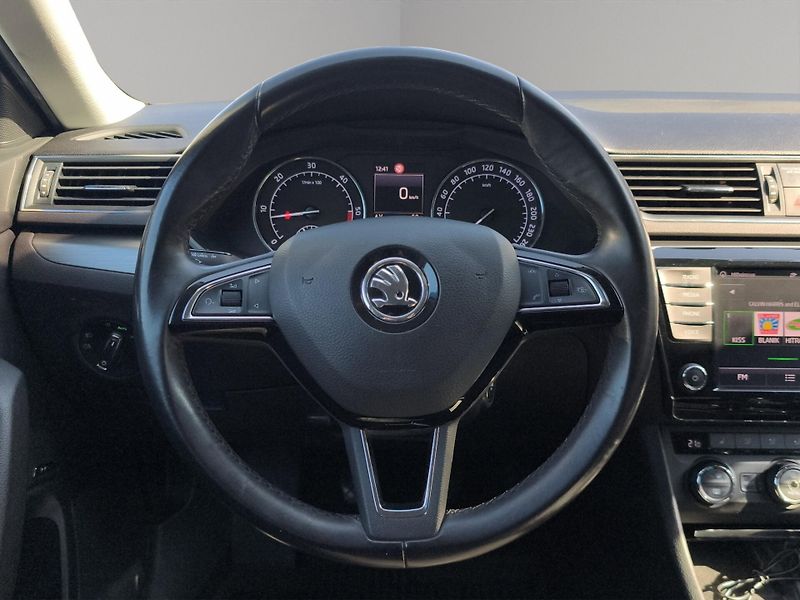 Škoda Superb (2017) Style GreenLine 1.6 TDi 88kW, - fotka 10 z 30