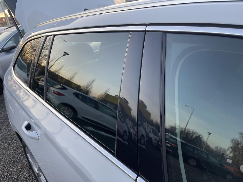 Škoda Octavia 2.0TDi Dsg STYLE 4x4 NEHAV-ČR! - fotka 10 z 46