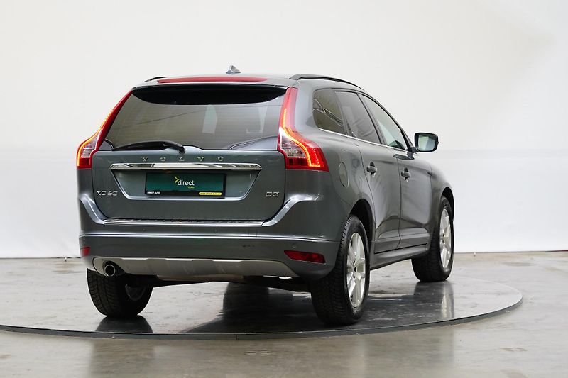 Volvo XC60 - fotka 2 z 29