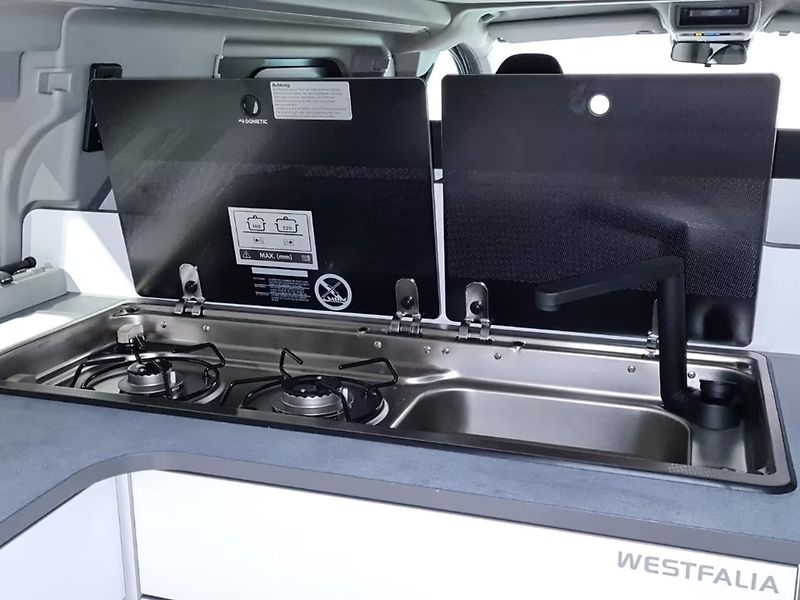 Ford Tourneo Custom (2026) Nugget Titanium 320 L2 - fotka 8 z 12