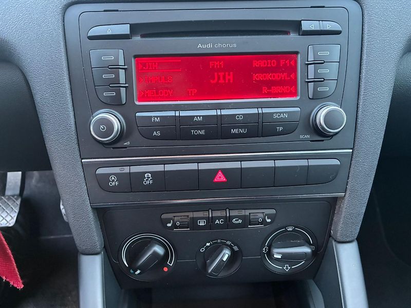 Audi A3 (2012) 1.2TSi, 77KW, VYHŘ. SED.,TEMP. - fotka 11 z 20