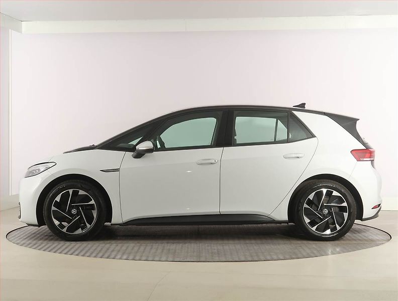 Volkswagen ID.3 (2022) Pro Perf. (62 kWh), SoH 90% - fotka 3 z 28