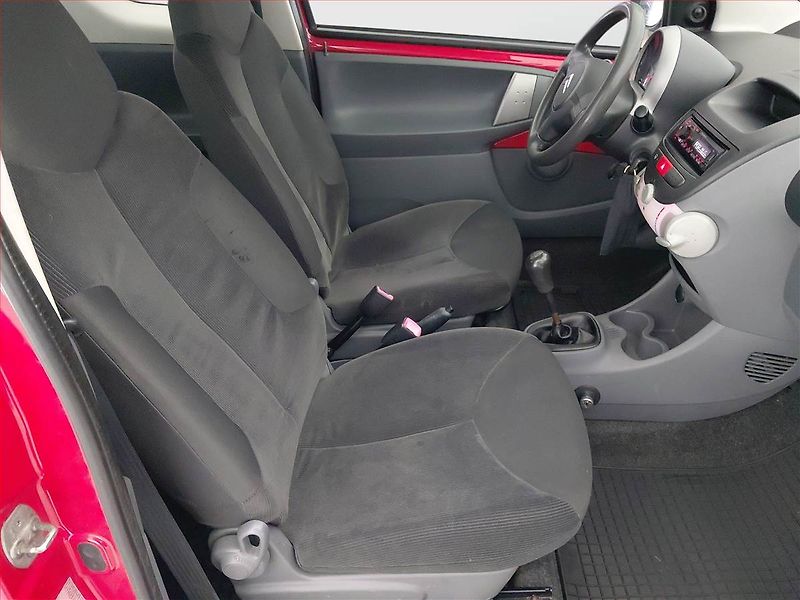 Citroën C1 (2008) 1.0, po STK, jezdí výborně - fotka 9 z 14