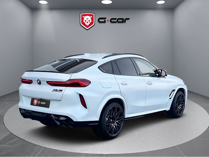 BMW X6 M Competition 460 kW - fotka 2 z 4