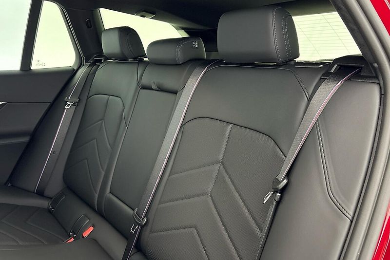 BMW Řada 5 řady 5 | 520d xDrive - fotka 8 z 24