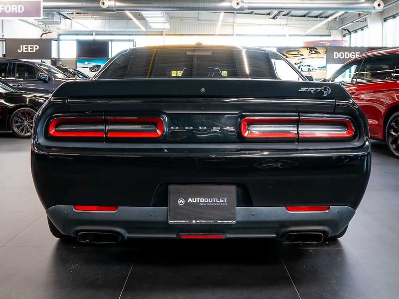Dodge Challenger (2021) 6.2 SRT Hellcat Widebody 717HP - fotka 4 z 32