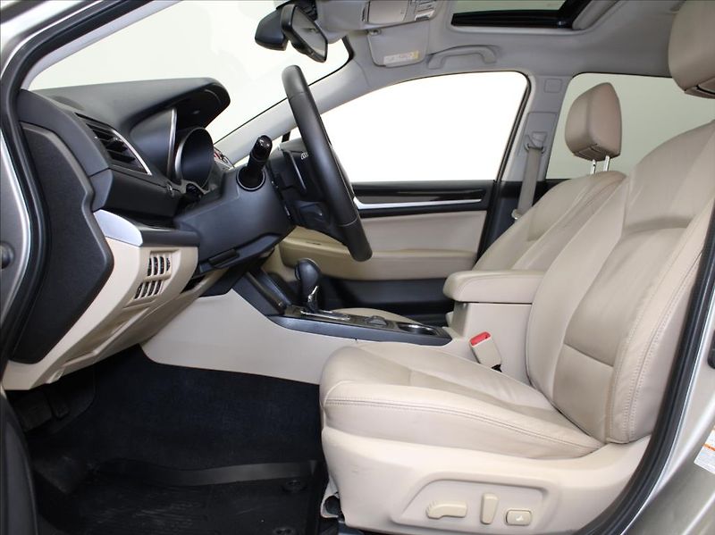 Subaru Outback 2,5 i 129kW 4WD Exclusice ČR - fotka 6 z 28