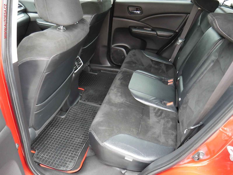 Honda CR-V (2015) 1.6D-TEC 4x4, 2.maj,ČR - fotka 10 z 19
