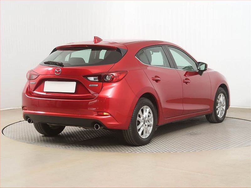 Mazda 3 (2017) 2.0 Skyactiv-G, Tempomat - fotka 5 z 17