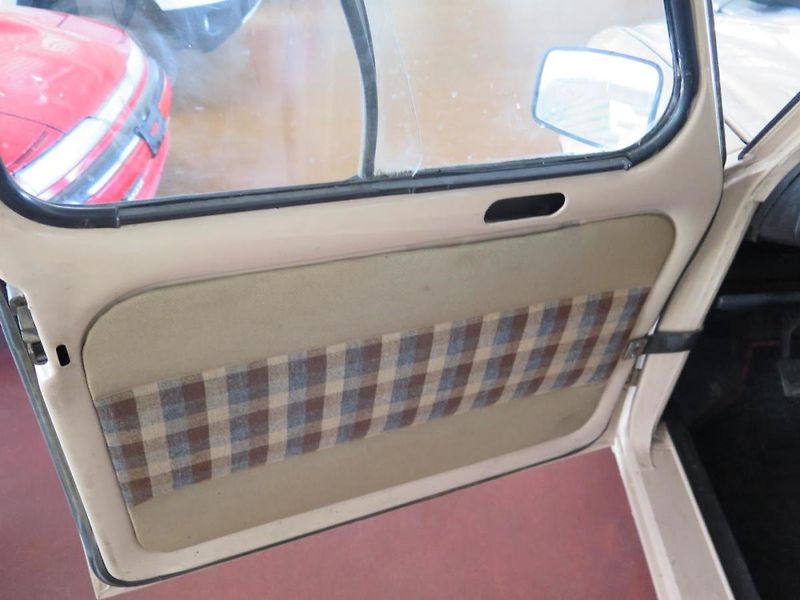 Renault R4 (1985) TL, zachovalý stav - fotka 10 z 18