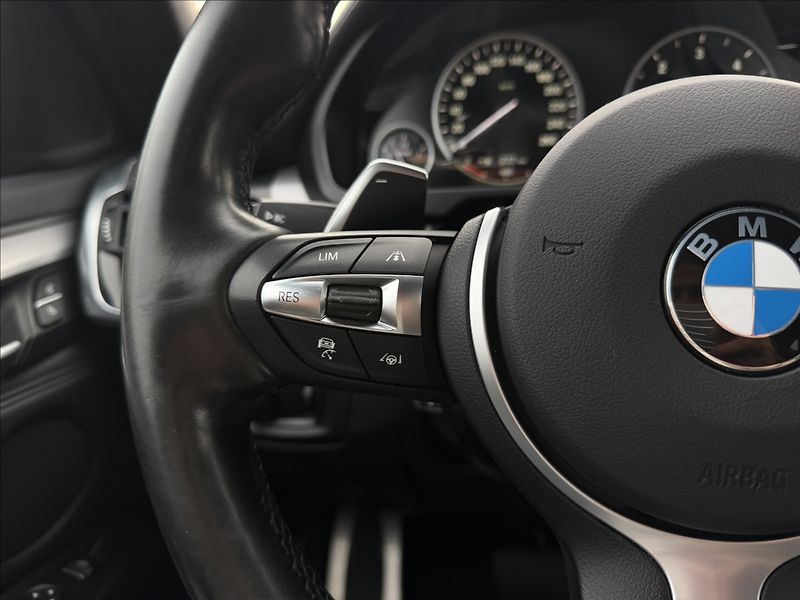 BMW X6 M50d Xdrive - fotka 15 z 30