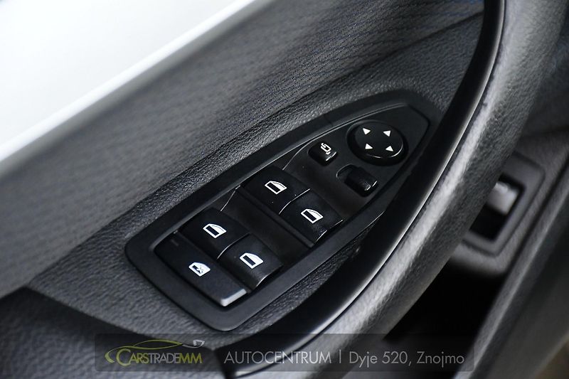 BMW X1 xDrive20d M-SPORT ČR - fotka 24 z 52