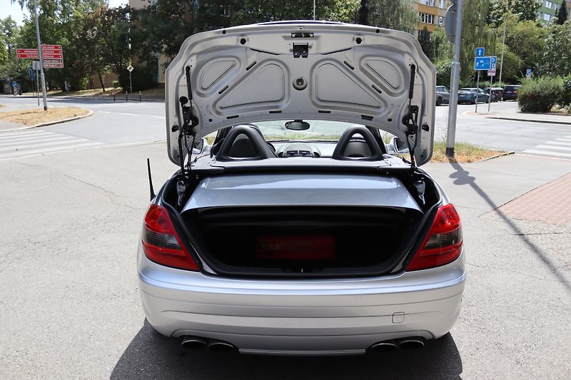 Mercedes-Benz SLK 55 AMG - fotka 41 z 50