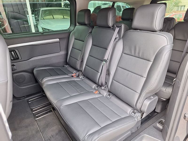 Peugeot Traveller (2026) ALLURE Long 2.2 BHDi 180k EAT8 - fotka 18 z 22