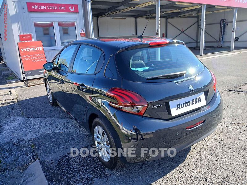Peugeot 208 (2019) 1.2PT, 1.maj,ČR, Active - fotka 2 z 3