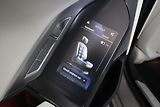 BMW Řada 7 740d xDrive - náhled 40
