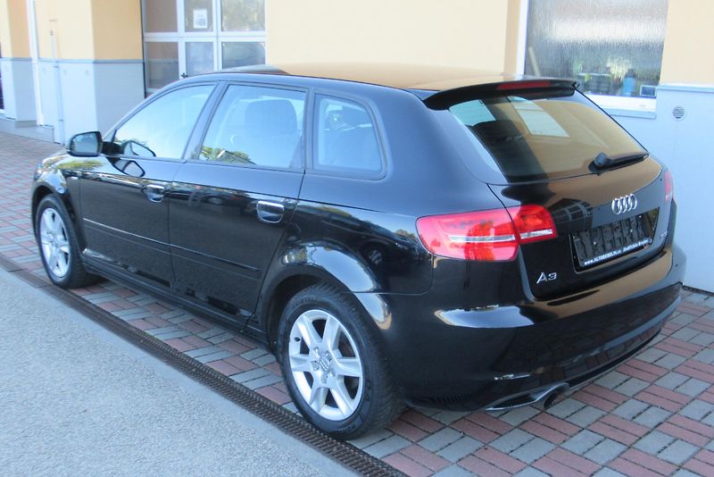 Audi A3 1.2 TFSI AUT. KLIMA - fotka 2 z 21