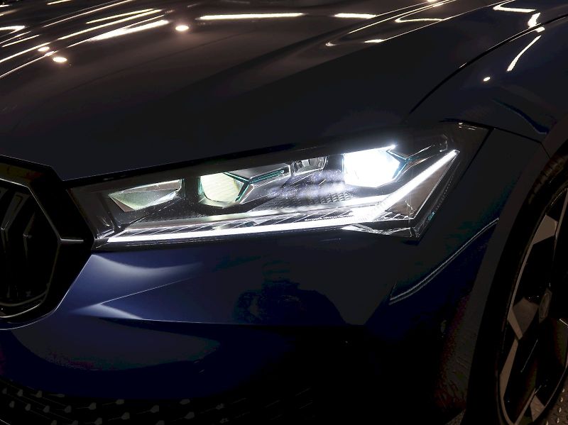 Škoda Superb (2025) SPORTLINE 2.0TDI 142KW 4x4 DSG - fotka 10 z 45