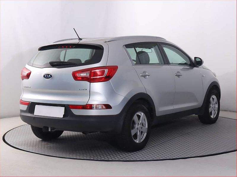 Kia Sportage (2011) 2.0 CRDi, 4X4, Serv.kniha - fotka 5 z 17